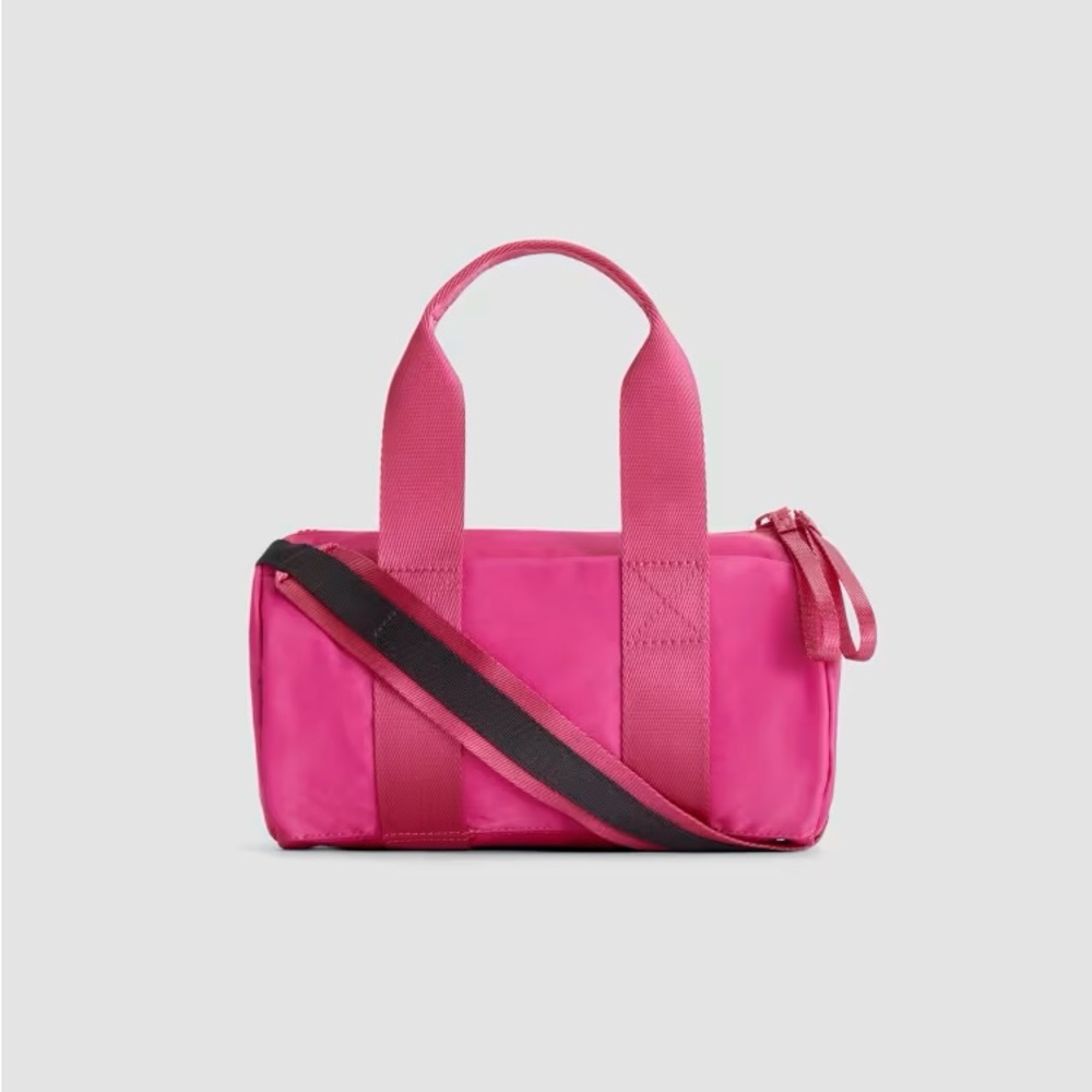 Everlane The Recycled Nylon Crossbody in Fuchsia Pink